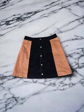 Glamorous Size 6 Pink, Blue Snap Up Mini Skirt